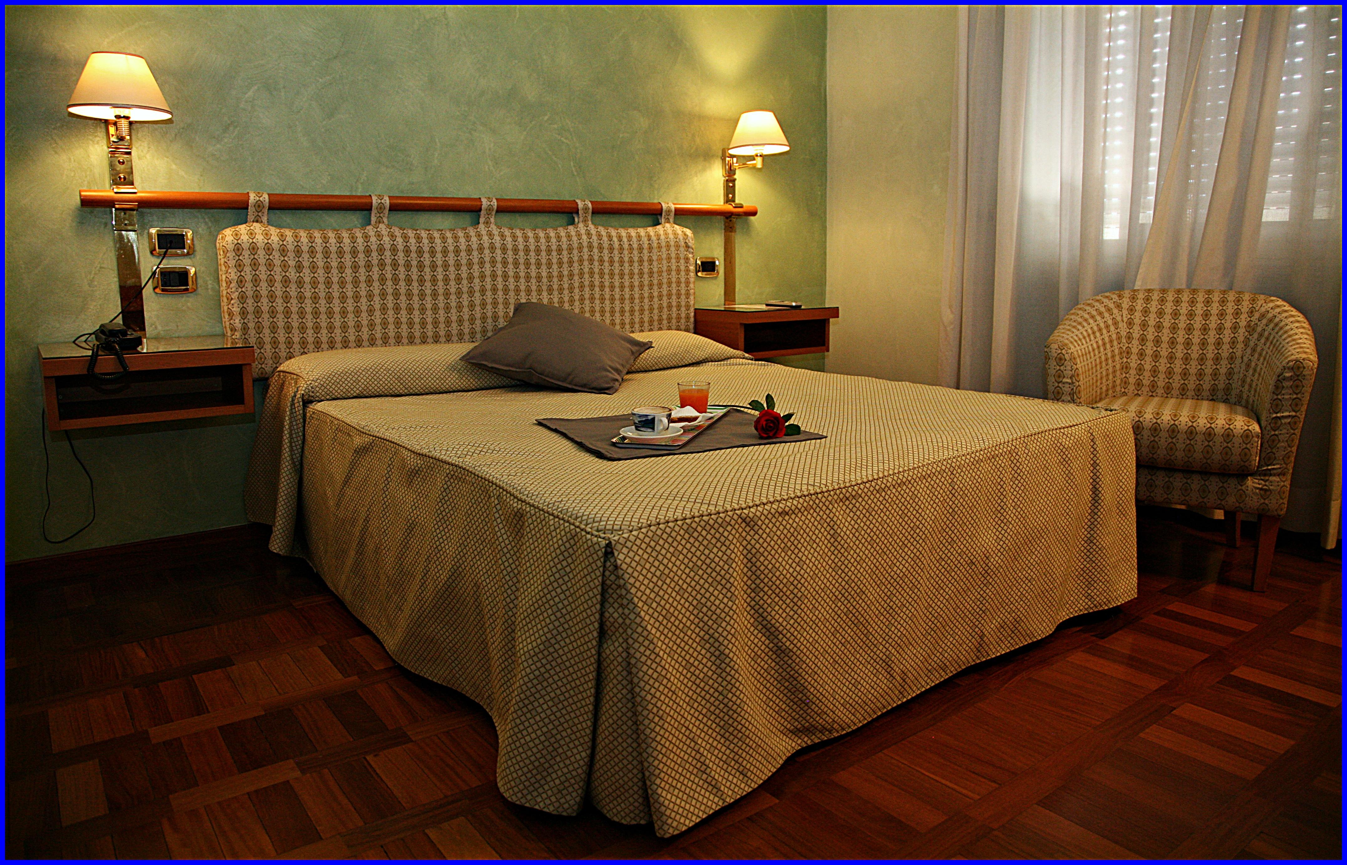 Hotel Meeting Ciampino Exterior photo
