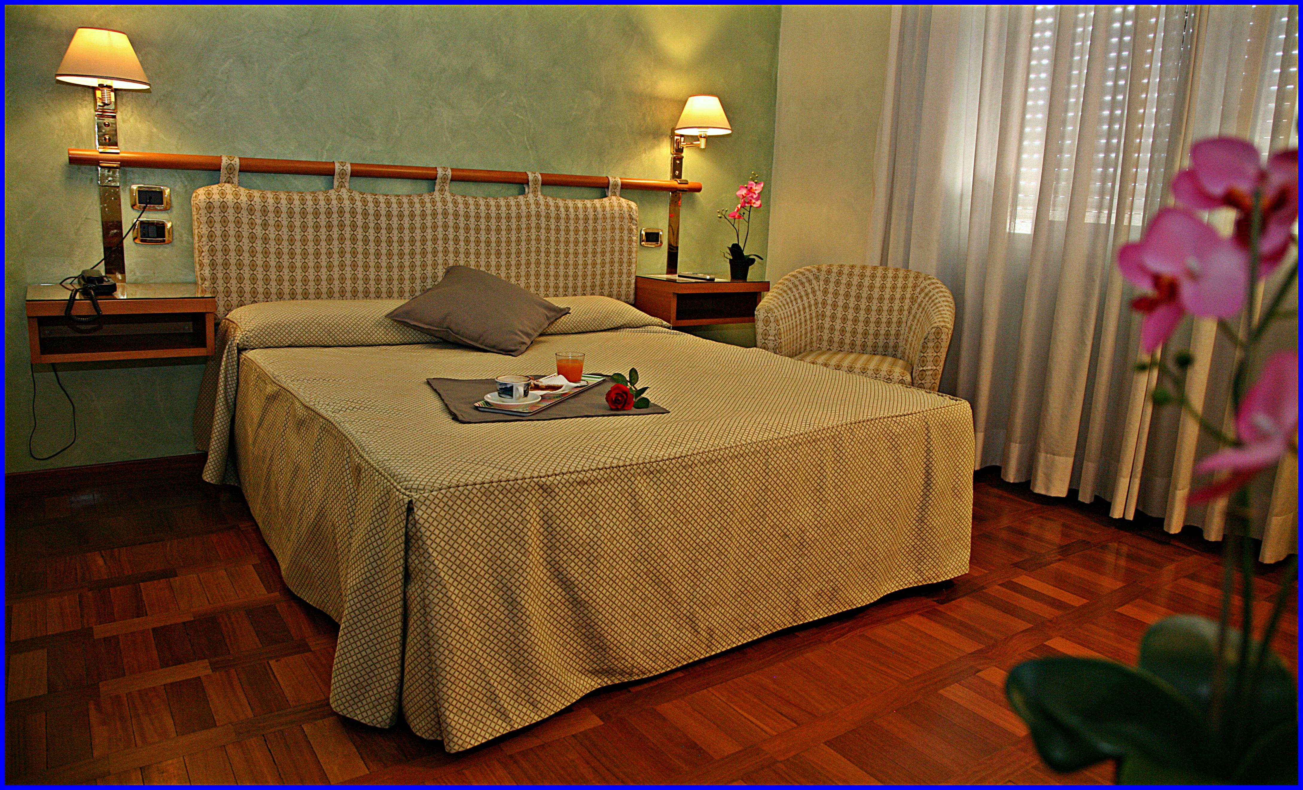 Hotel Meeting Ciampino Exterior photo